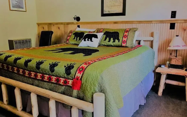 Grizzly Lodge