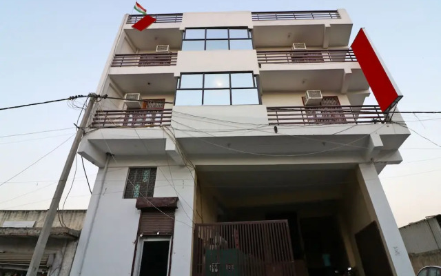 OYO 13107 Westend Residency