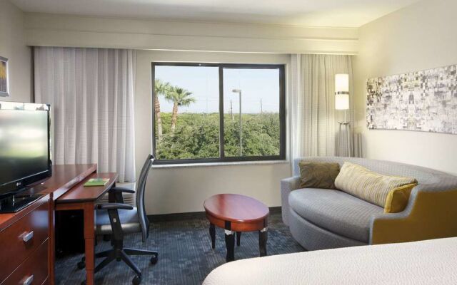 Courtyard By Marriott Brownsville