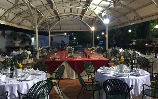 Hotel Civita