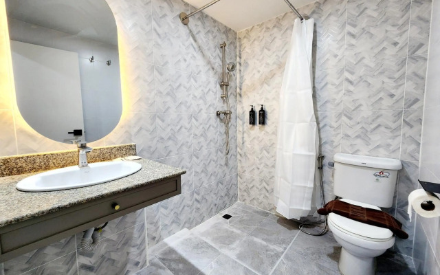 SEATEL Phuket Patong Beach