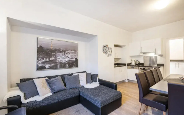 Modern Apartment in Salzburg With Balcony