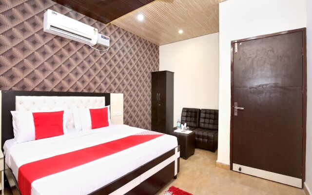 The Sitara Hotel By OYO Rooms