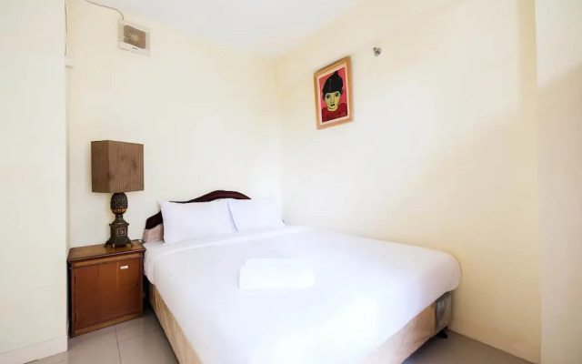 Simple 2BR Green Pramuka Apartment