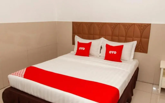 OYO 89851 Leila Hotel