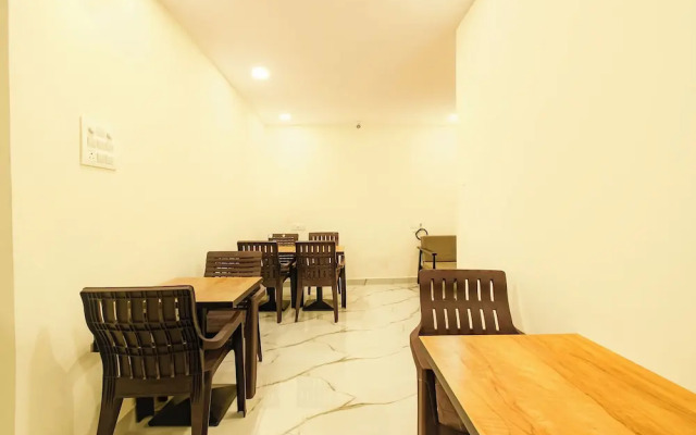 Fabhotel Vk'S Gandimaisamma