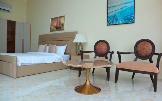 Ta Yai Beach Resort