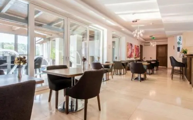 Botrytis Hotel