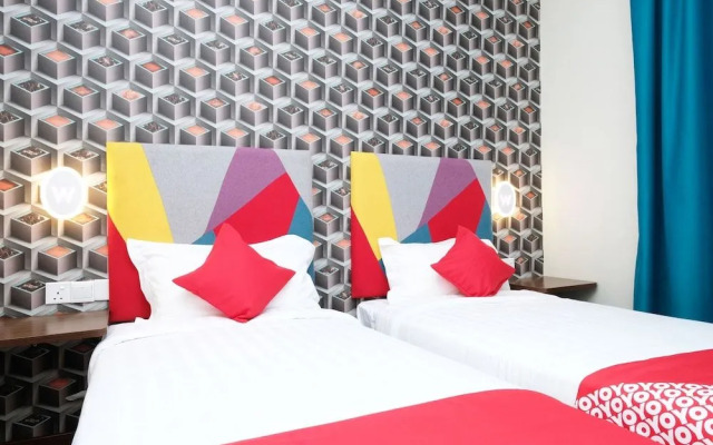 Oyo 1139 W Hotel Cemerlang