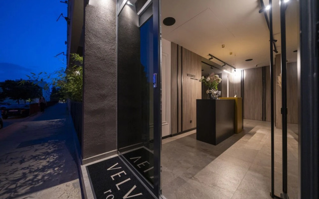 Velvet rooms & more