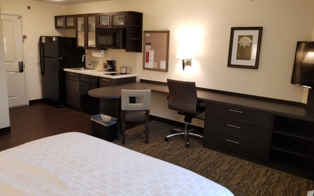 Candlewood Suites Davenport by IHG