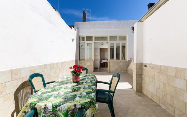 3232 Casa di Pino by Barbarhouse