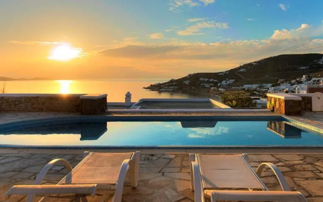Mykonos Lumiere Villas