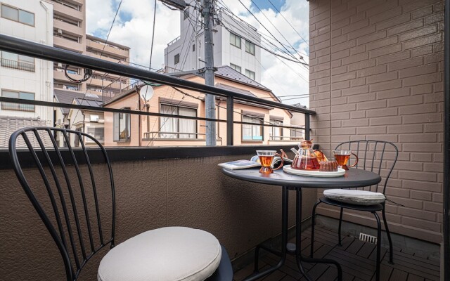 ZAITO Tokyo Luna Lane Economy Inn