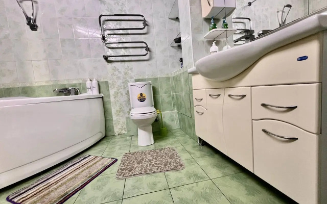 Риконе на улице Максима Горького