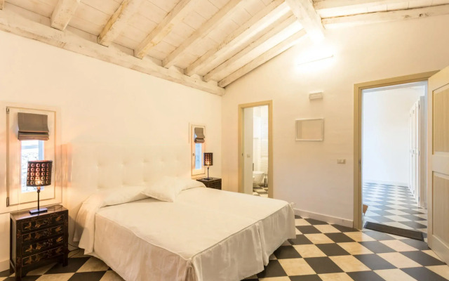 La Petite Maison
