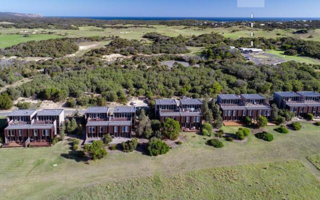 DREW Golfers Delight close to St Andrews Beach