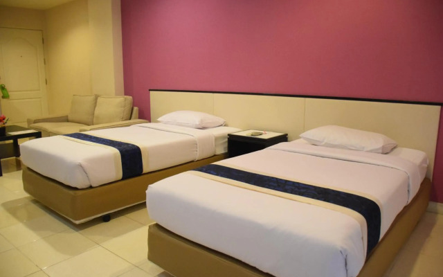 The Color Living Hotel