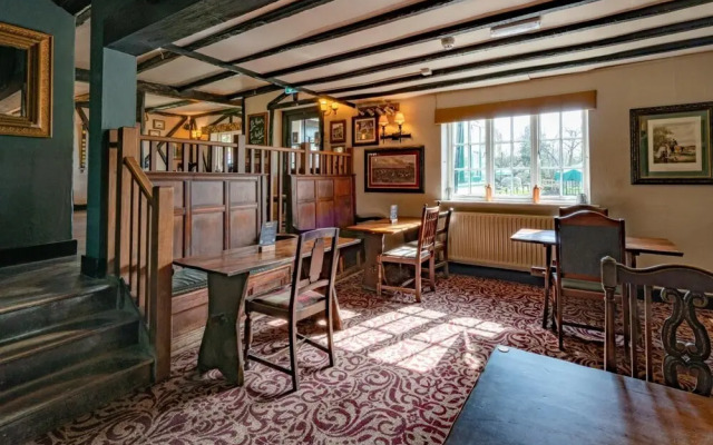 High Corner Inn