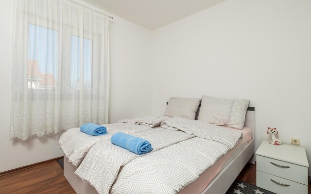 Nice Apartment in Rijeka With 2 Bedrooms and Wifi