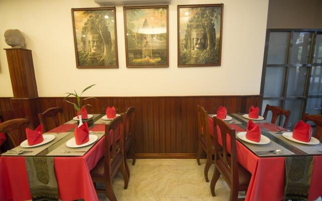 Reaksmey Chanreas Hotel