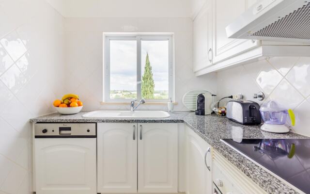 Clube Albufeira, Family Holidays with Pool View