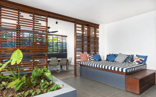 Designer South Bank Apartment