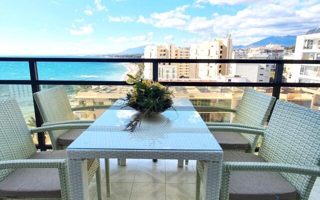 Skol 701. One Bedroom Duplex with Exceptional Sea Views.