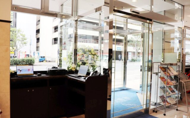 Toyoko Inn Kobe Sannomiya-eki Shiyakusho Mae