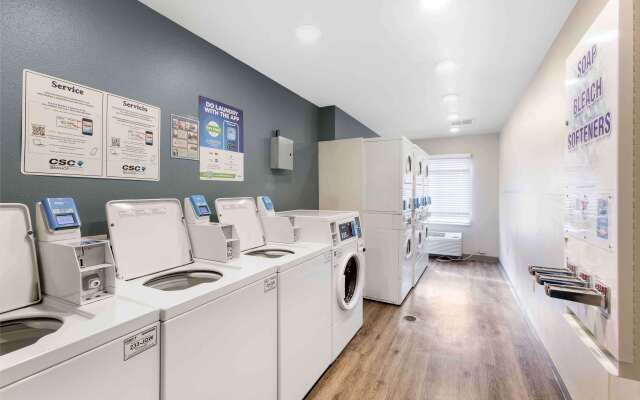 Extended Stay America Select Suites - Phoenix - North
