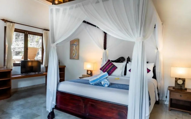 Villa Tunjung Batubelig 4 bedrooms