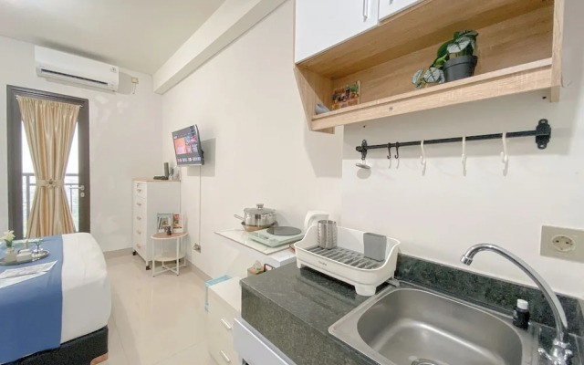 Compact And Homey Studio Apartment At Transpark Cibubur