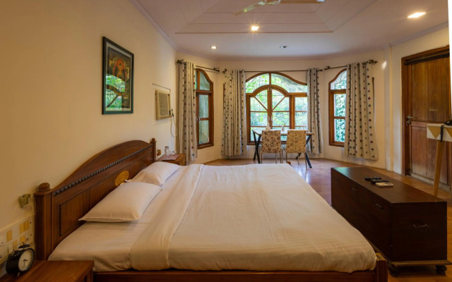 SaffronStays Birdsong, 3 BDR Pet-friendly Villa in Madh Island