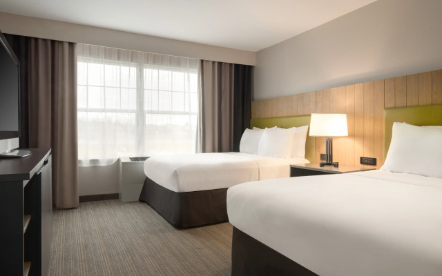 Country Inn & Suites by Radisson, Germantown, WI