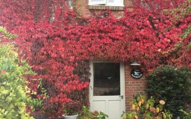 The Dovecote, Stoke Farthing Courtyard