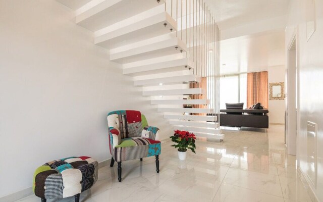 Beachfront Villa Baronessa with Pool