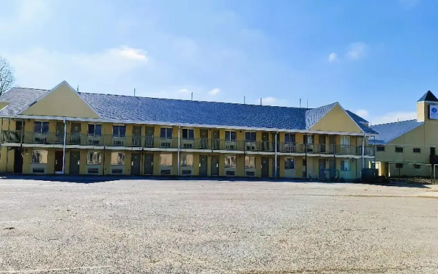 Rodeway Inn Bloomington - Normal West