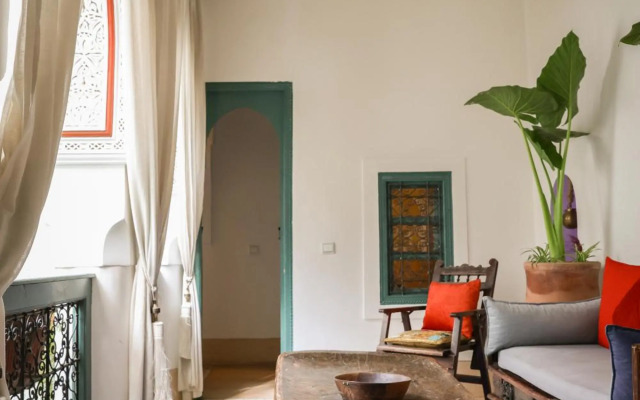 Riad 11 Zitoune