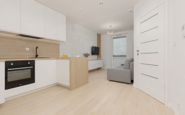 Wiktoryn Apartment Warsaw by Renters