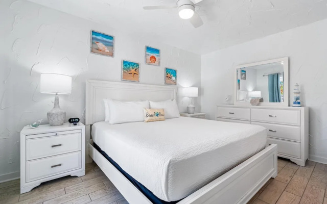 Crescent Street Villas By Beachside Mgt