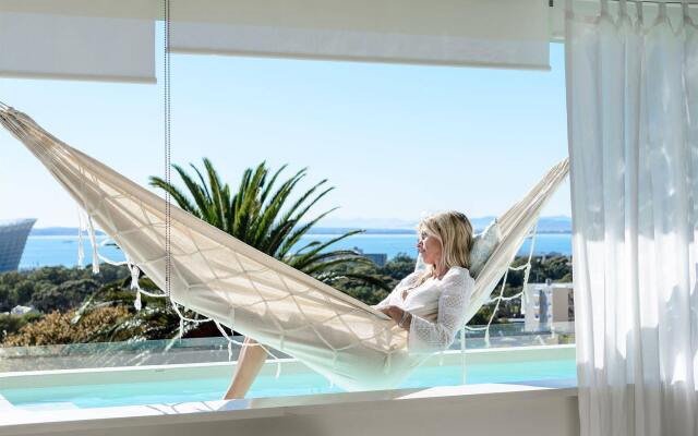 Latitude Luxury Penthouse