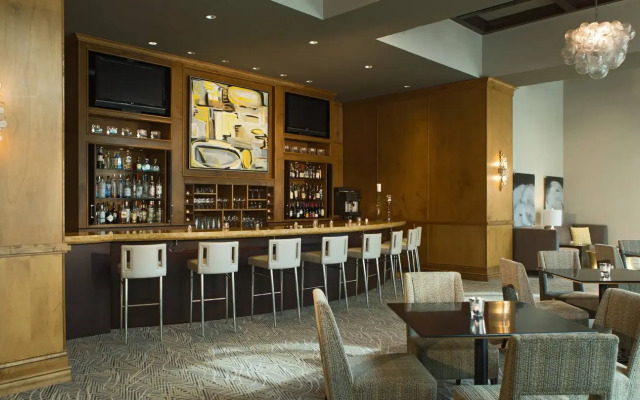 Renaissance Tampa International Plaza Hotel