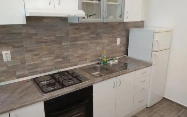 Seafront Charming Apartments Kosirina