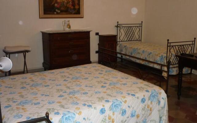 Cascina La Carlotta