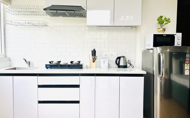 BluO Studio Noida - Balcony, Terrace Garden, Gym