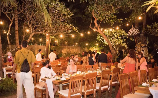 Arya Amed Beach Resort and Dive Center