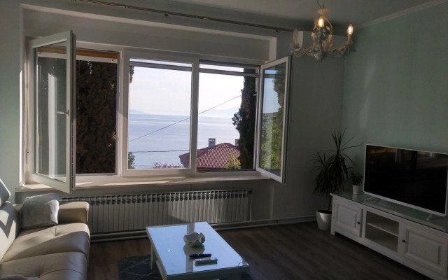 Apartment Villa Edmea 2