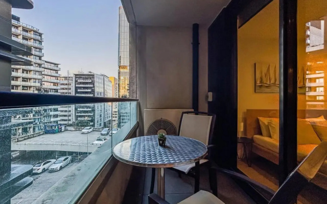 Brightly place 1BR1BA in south yarra+WIFI+Balcony