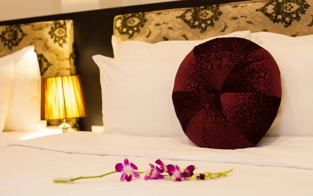 Serenity Diamond Hotel