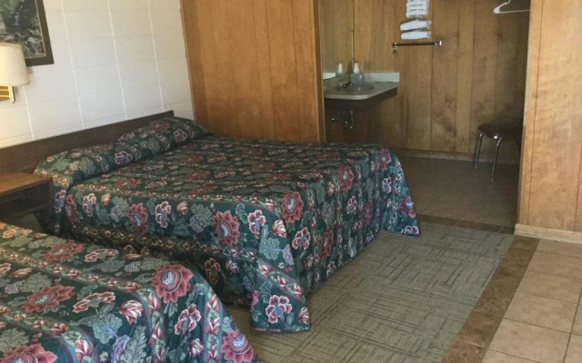 Towne Center Motel